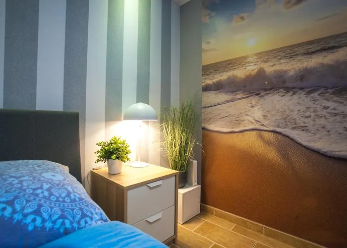 Miodowa Near By The - Orlowo Гдыня